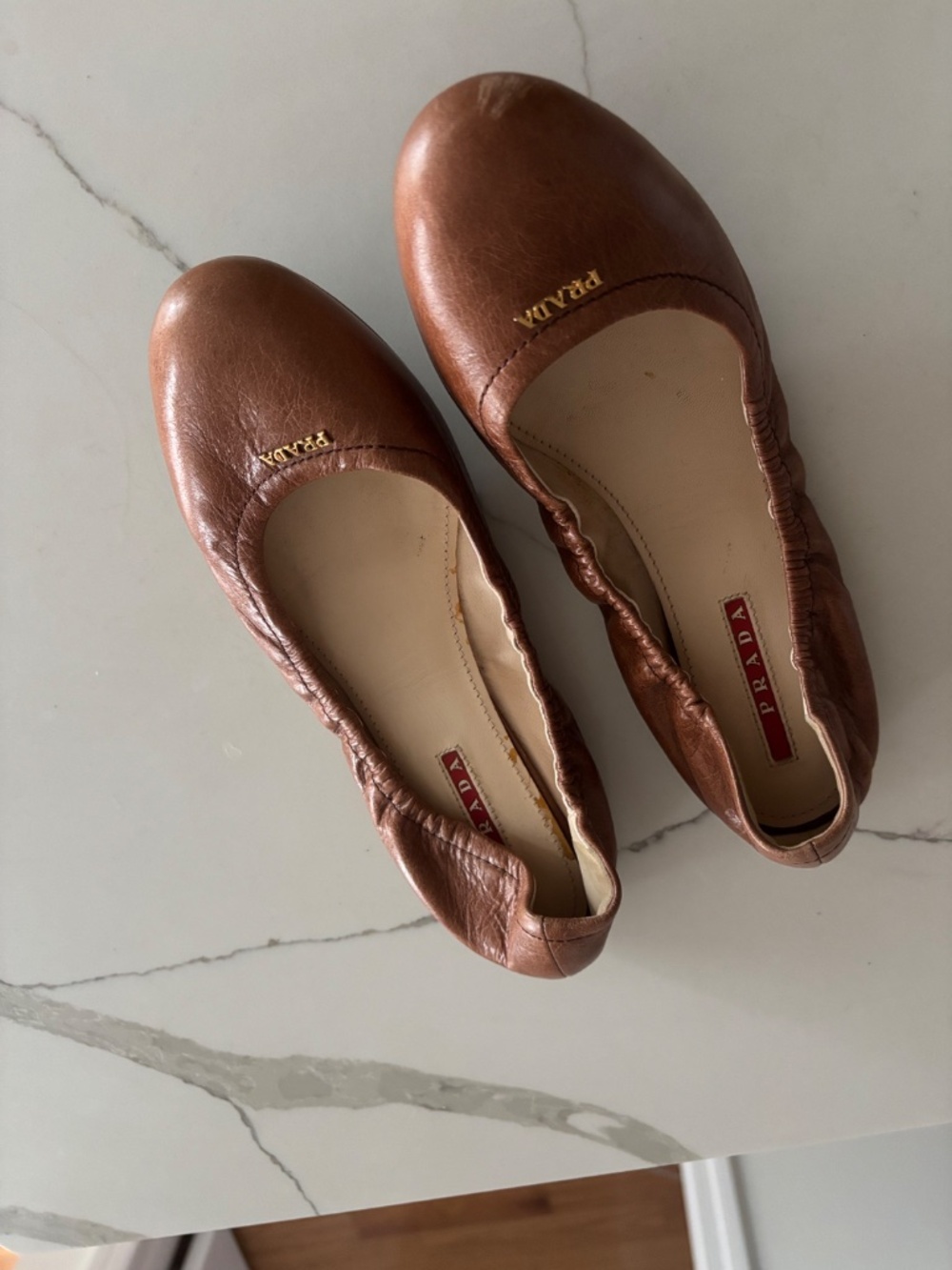 Prada Designer Brown Leather Elastic Scrunch Ballet Flats Gold Logo Womens 37.5